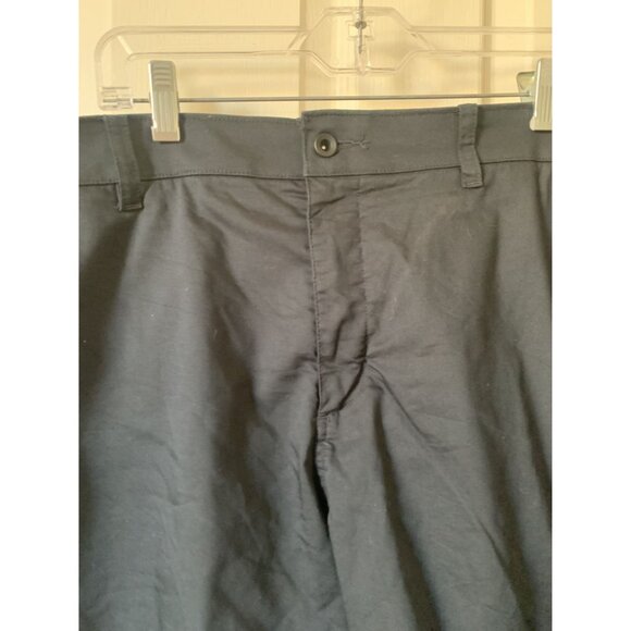 Nike Mens Dri-Fit Black Golf Shorts Size 42 - Picture 2 of 6